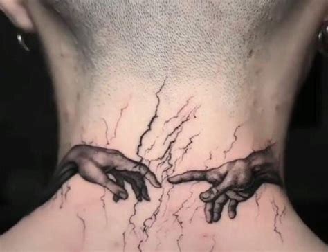 tatuaje manos tocandose|Dedos tocandose tatuaje